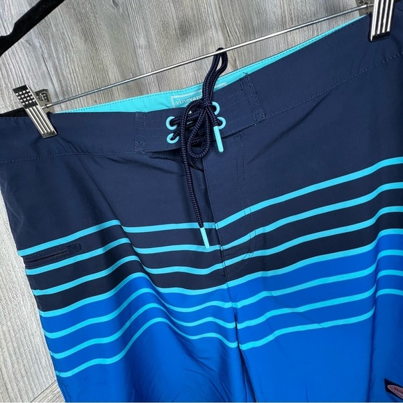 Vineyard Vines Performance Board Shorts - Picture 3 of 6